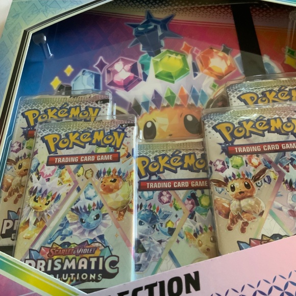 Prismatic Evolutions Binder Collection - Picture 2 of 4